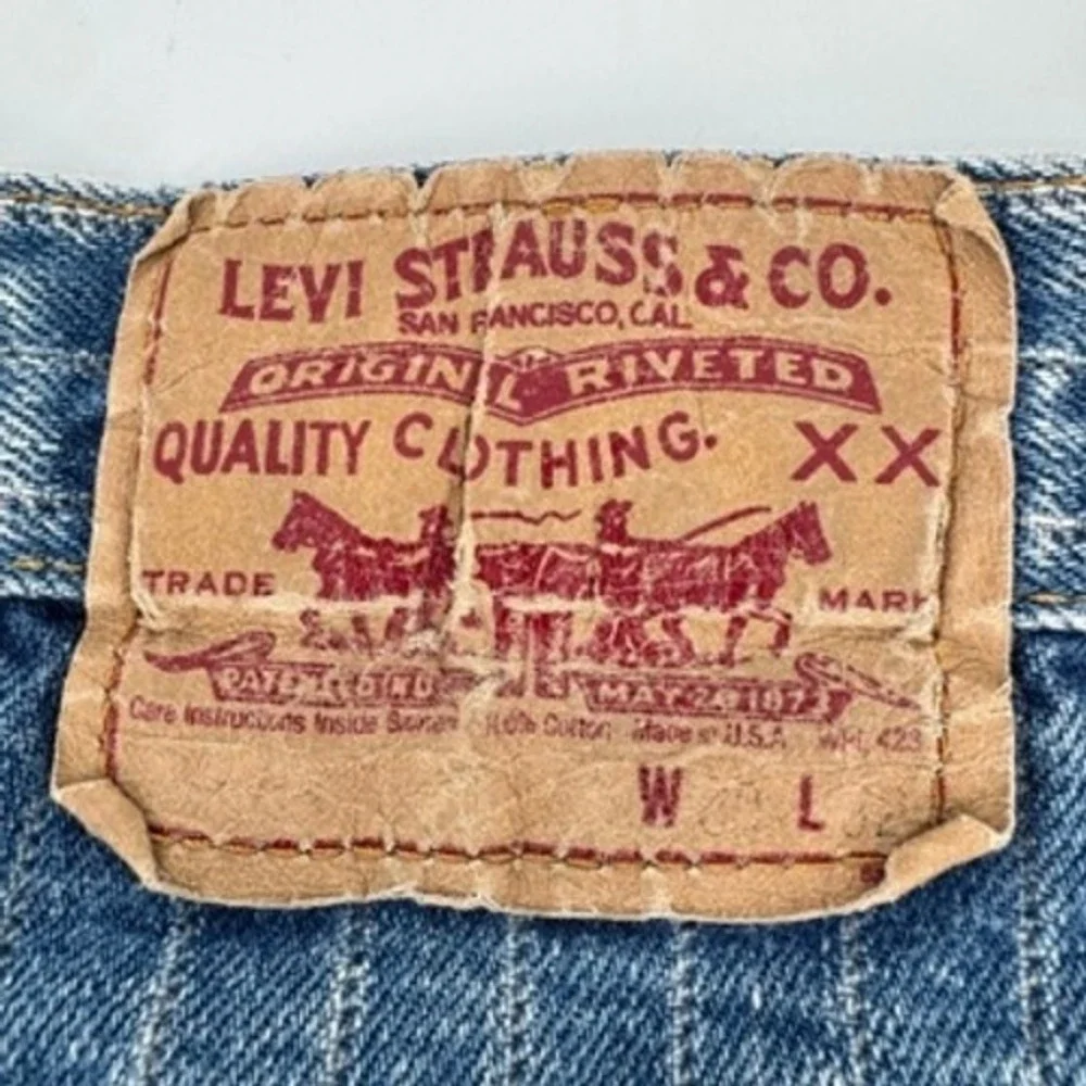 Vintage Levi's 501xx Hickory Pinstripe Jeans Mens 28x32 Blue USA Button Fly Rare